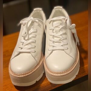 NEW Dolce Vita Women's White Leather Platform Sneakers Size 7.5
